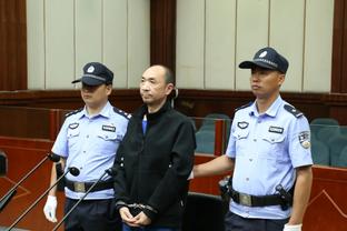 美媒转发沃特斯vs广州集锦 网友评论：他看起来像马克西